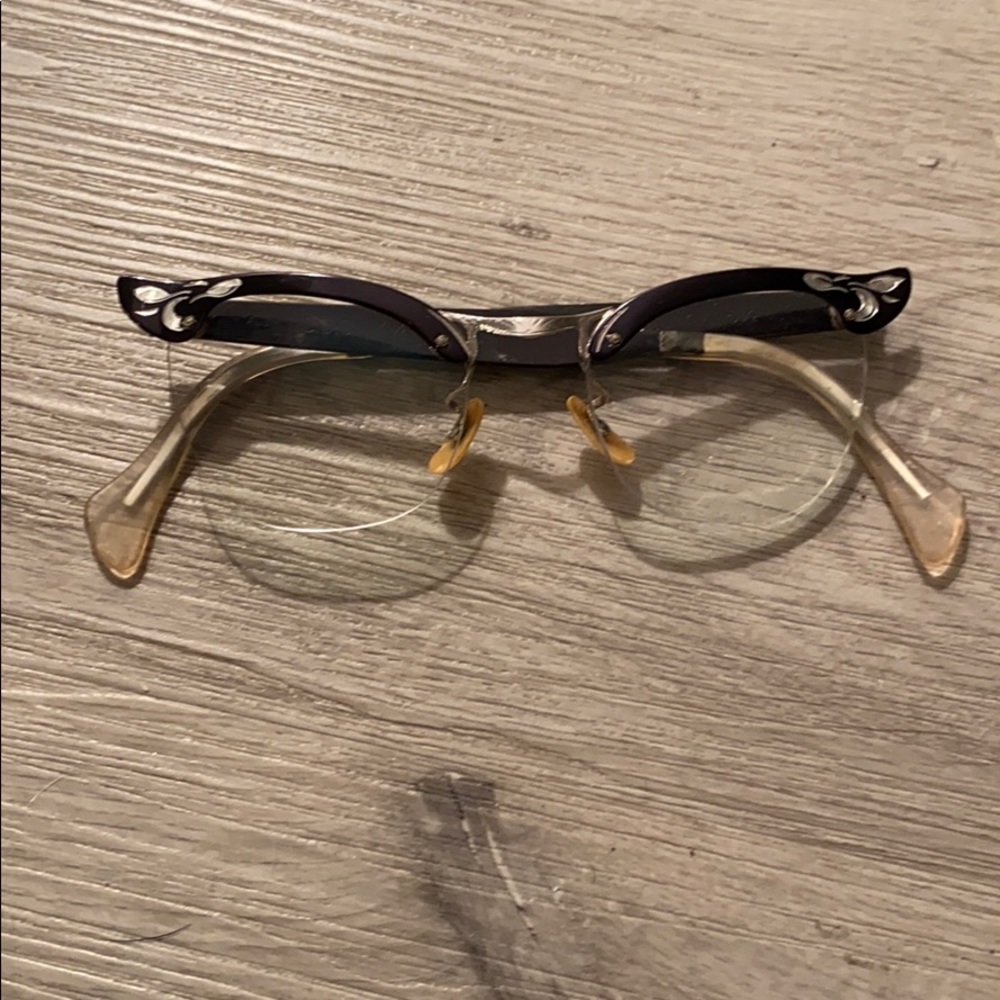 True vintage Alum cat eye, eye glasses - 5 1/2